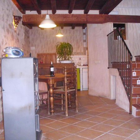 Casa Rural Con Jacuzzi Taberna Del Tio Pedro Cabanas de Polendos 外观 照片